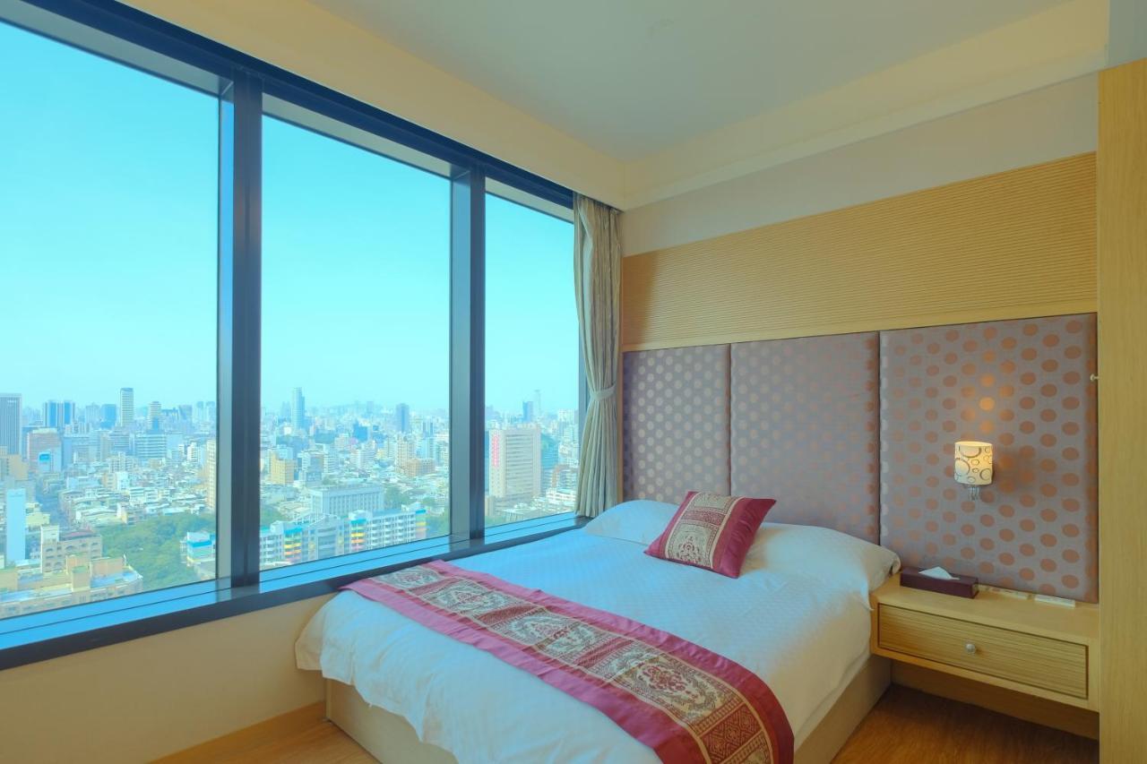 85 Season Apartment Kaohsiung Exterior photo